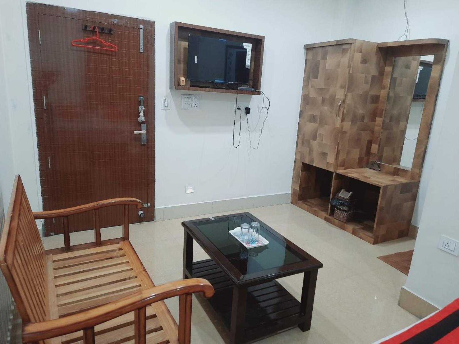 Hotel Knight Inn Airport Guwahati Dış mekan fotoğraf